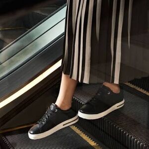 Birkenstock Bend Low Sneakers in Natural Black Leather